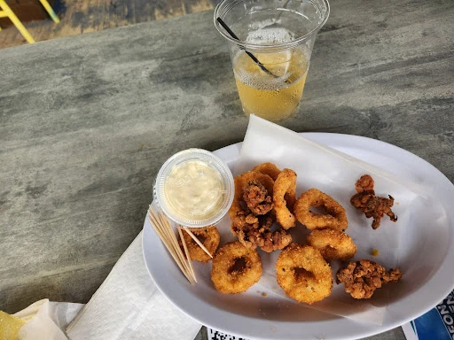 Rompeolas Bar & Grill photo 9